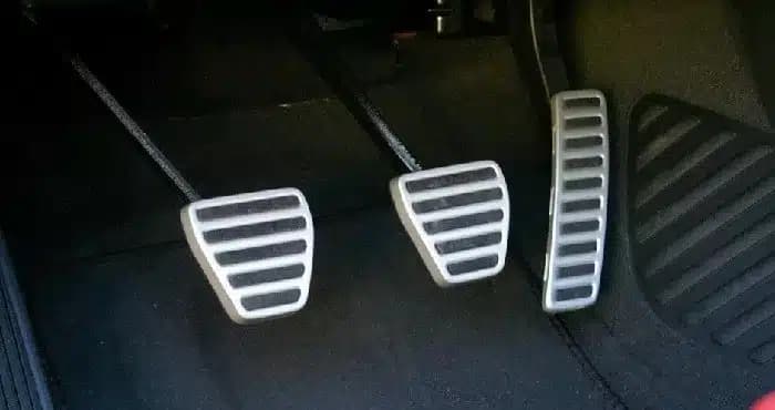Debriyaj Sertleşmesi Neden Olur?