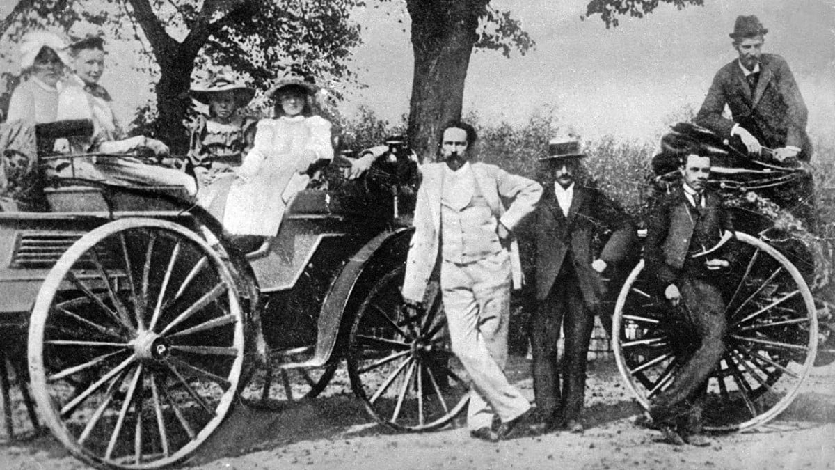 Когда был изобретен первый автомобиль